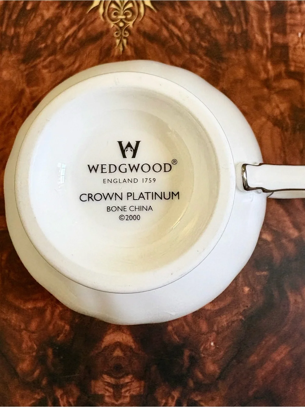 Wedgwood Crown Platinum 6 piece Place Setting NEW includes Soup Bowl!